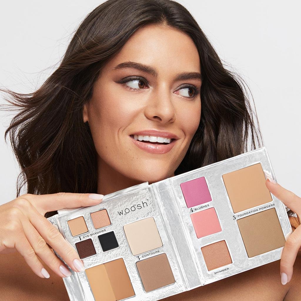 The Jetsetter Complete Makeup Kit - Image 3